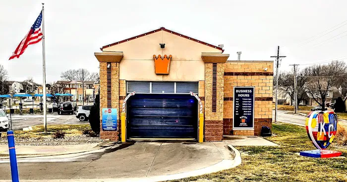 Royal Shine Car Wash Picture 1