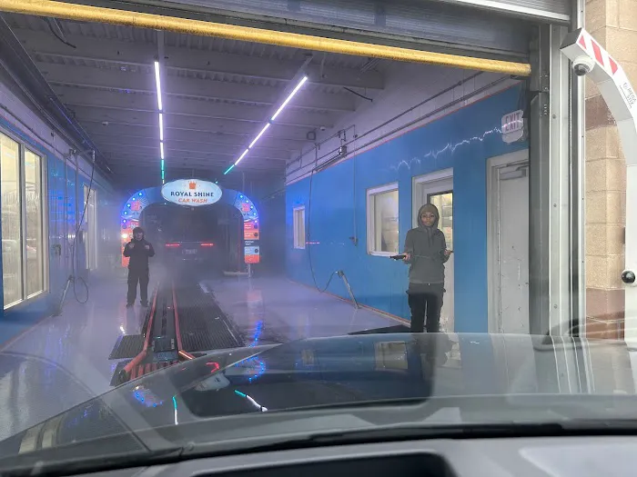 Royal Shine Car Wash Picture 7