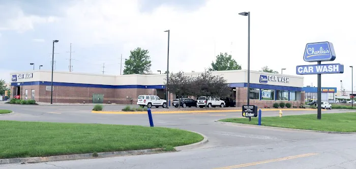 Charlie's Car Wash Picture 3