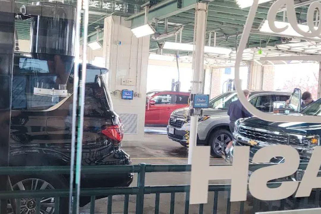 Charlie's Car Wash