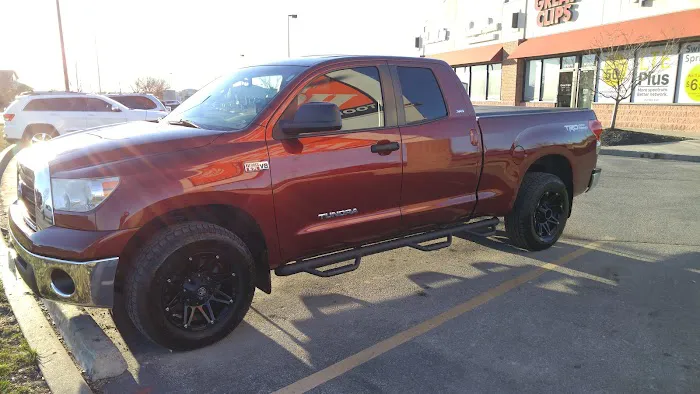 Charlie's Car Wash Picture 10