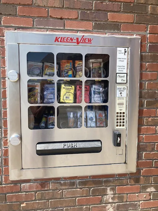 Dr Spotless Car Wash Picture 8