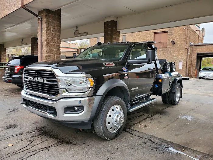 Castle Car Wash Picture 3