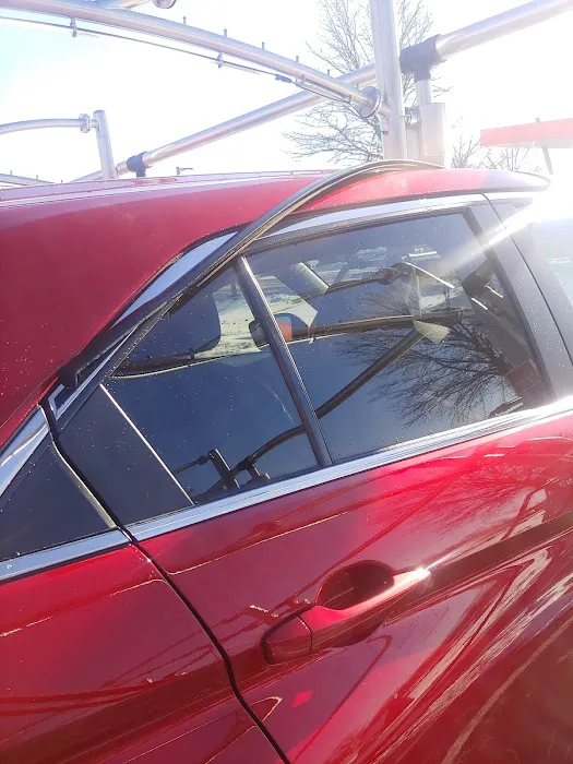 GO Car Wash Picture 7