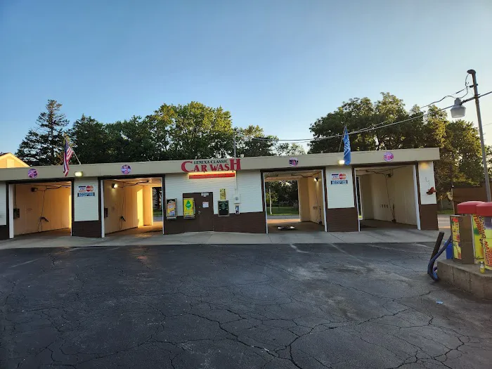 Lenexa Classic Car Wash Picture 3