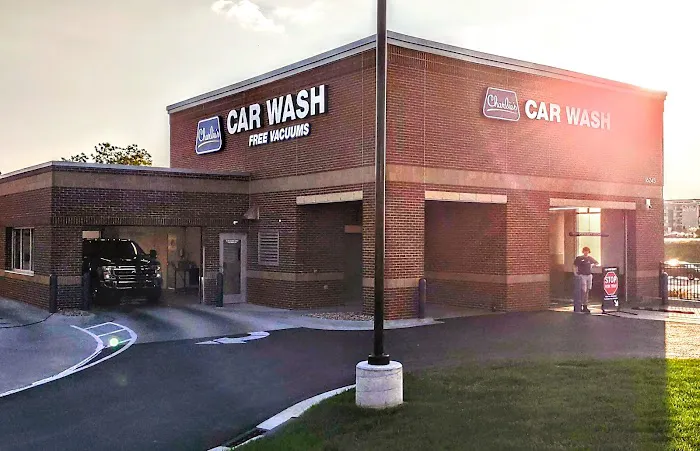 Charlie's Car Wash Picture 5