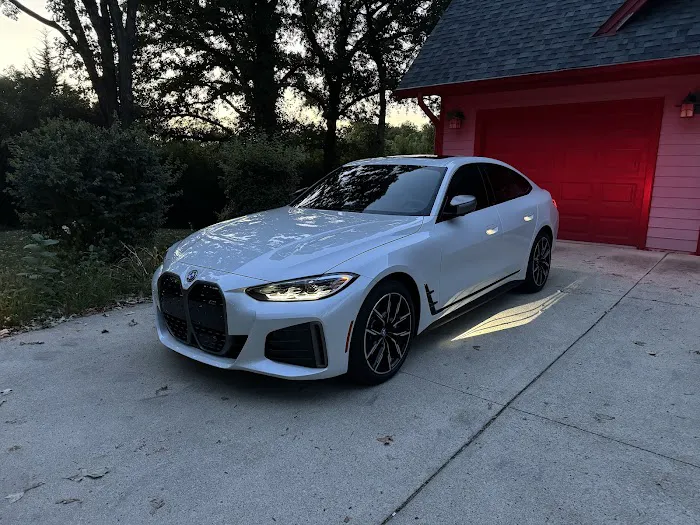 Club Car Wash Picture 2