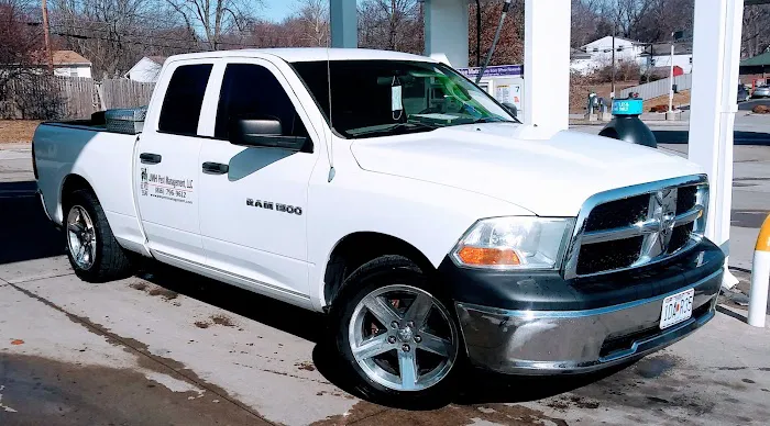 Classic Car Wash Picture 2