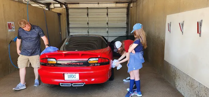 PRO CAR WASH SOUTH Picture 8