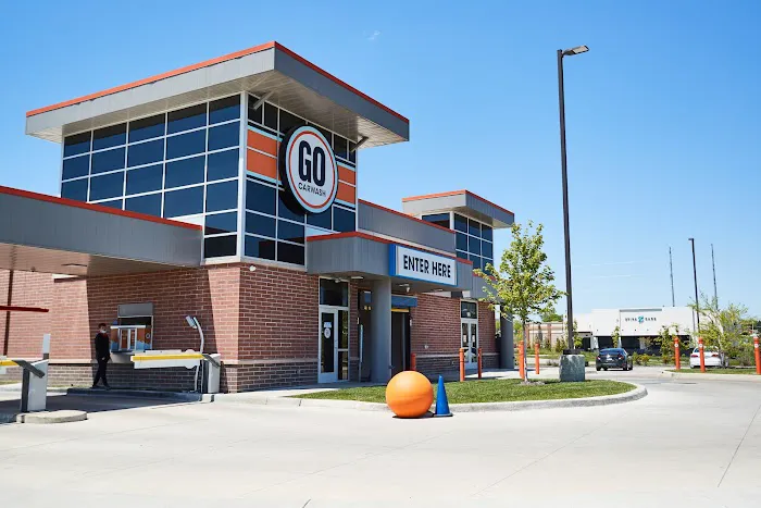 GO Car Wash Picture 3