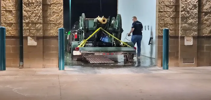 Ward's Car Wash Picture 2