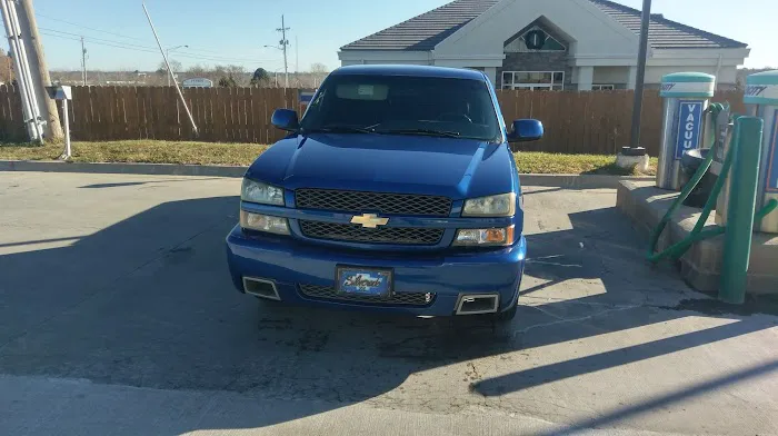 Ward's Car Wash Picture 5