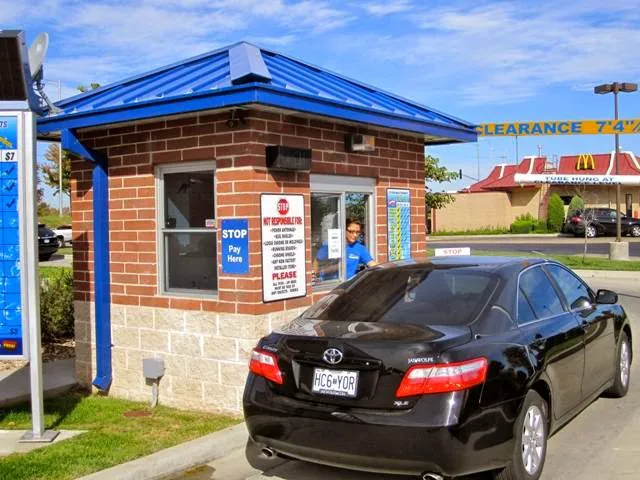 GO Car Wash Picture 6