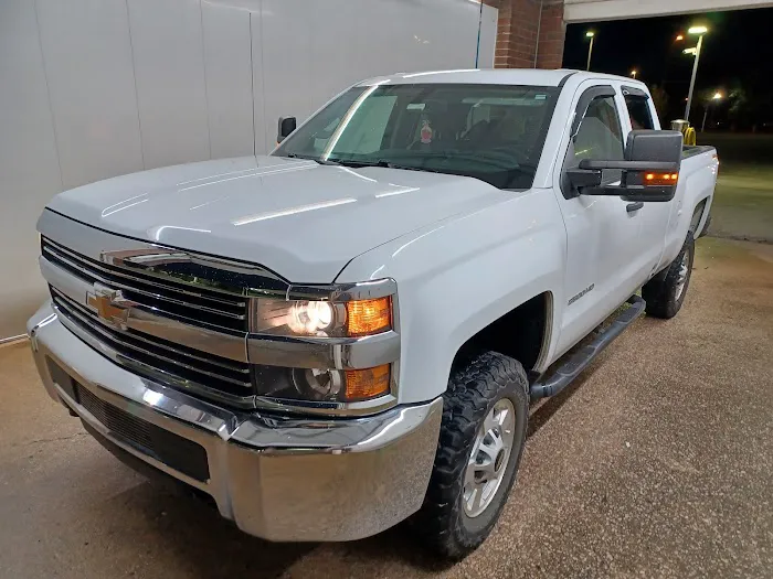 Martin City Car Wash Picture 8