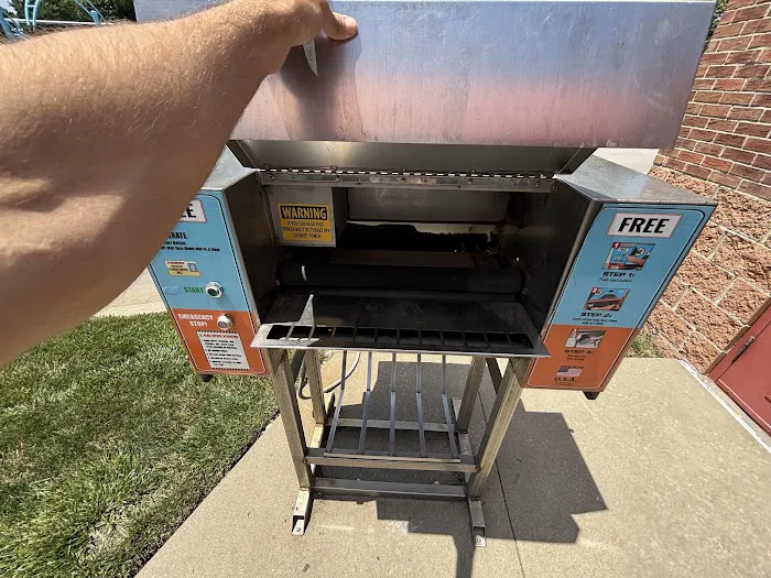 GO Car Wash Picture 6