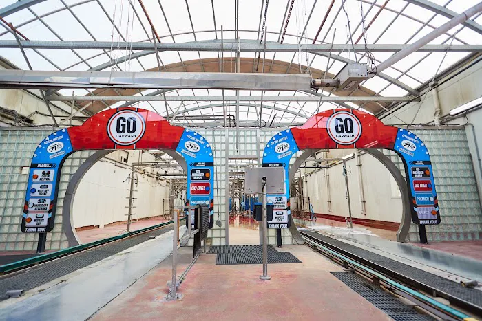 GO Car Wash Picture 3