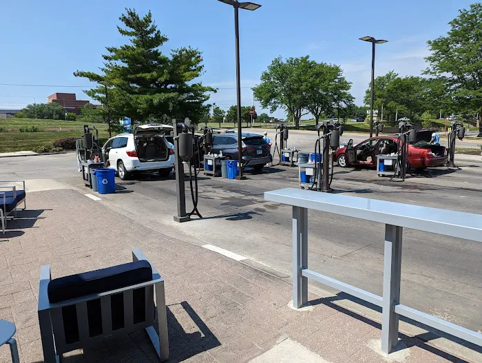 Waterway Carwash Picture 9