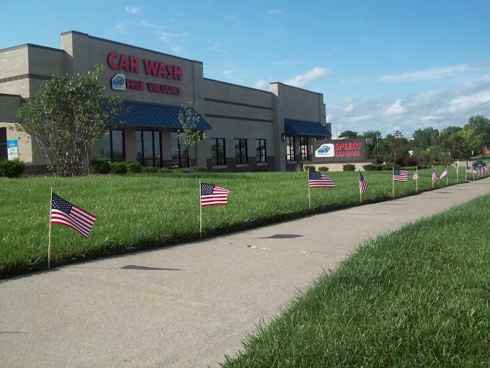 Speedy Car Wash - Strang Line Picture 1