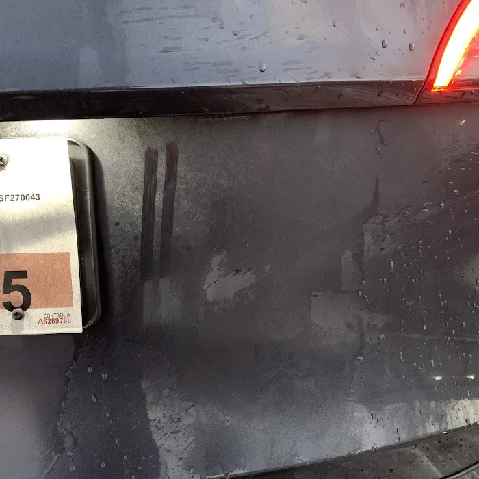 Speedy Car Wash - Strang Line Picture 10