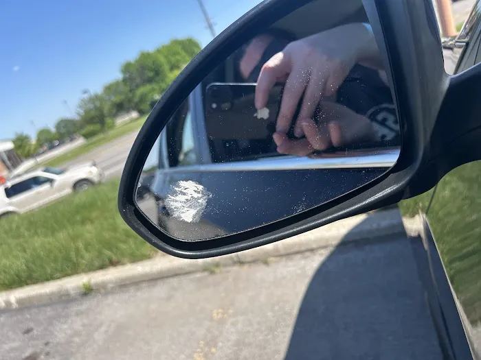 Charlie's Car Wash Picture 4