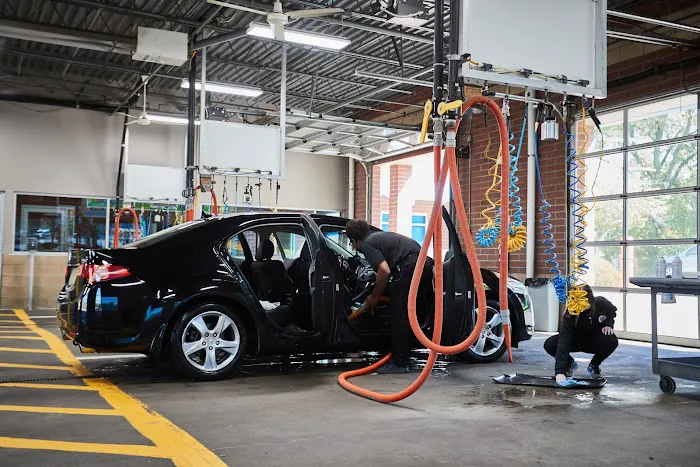 GO Car Wash Picture 2