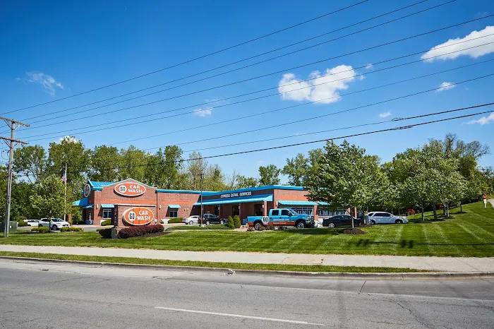 GO Car Wash Picture 1