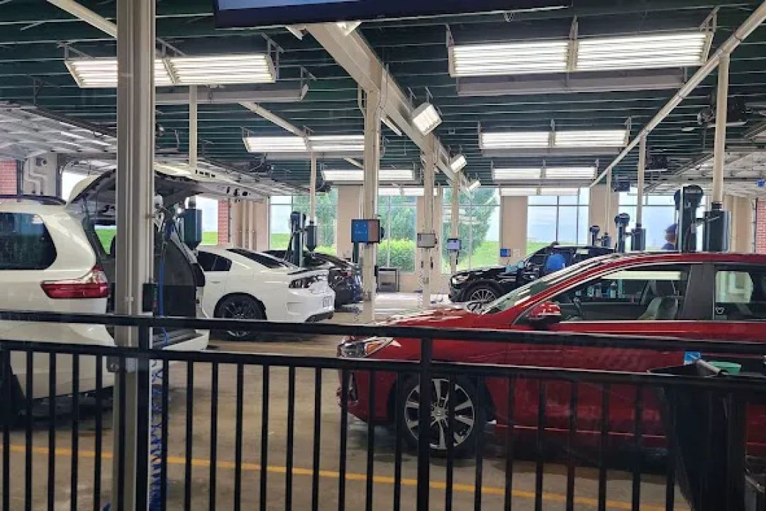 Charlie's Car Wash