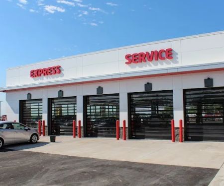 Ultra Clean Car Wash Lee's Summit