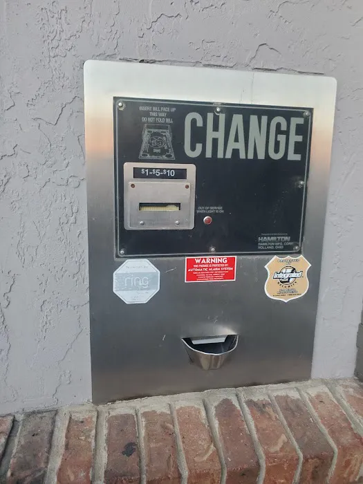 Big Billie's Car Wash Picture 8