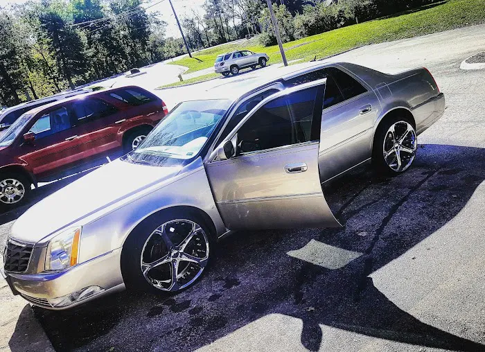 Roger's Car Wash Inc Picture 5