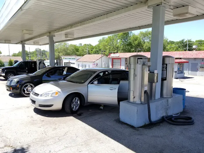 Roger's Car Wash Inc Picture 7