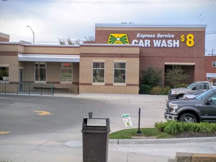 Charlie's Car Wash Picture 1