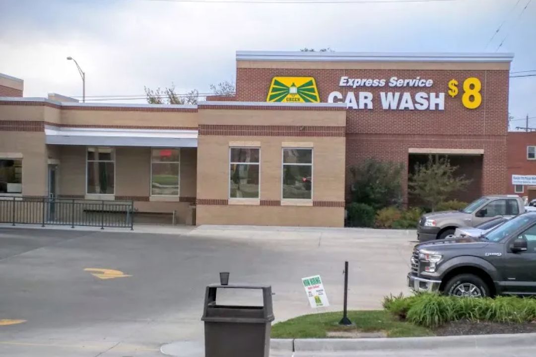 Charlie's Car Wash