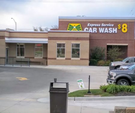 Charlie's Car Wash