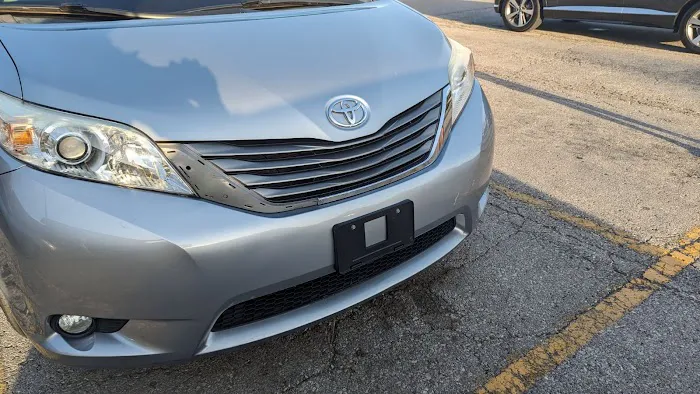 Charlie's Car Wash Picture 10