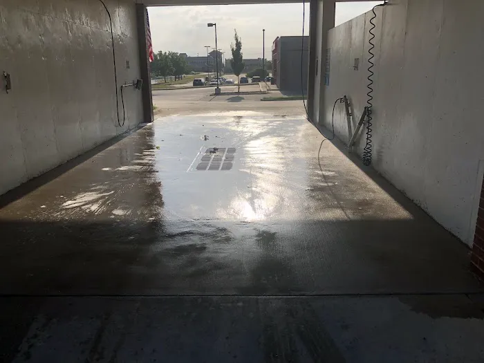 Whale Spout Car Wash Picture 5