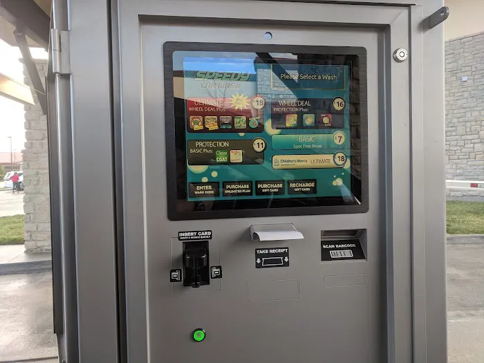 Speedy Car Wash - Falcon Valley Picture 9