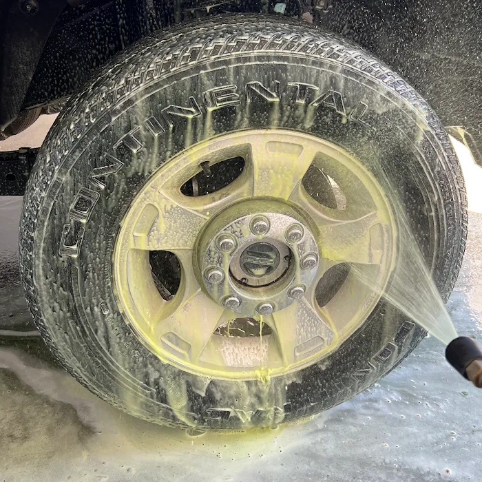 PRO CAR WASH NORTH Picture 9