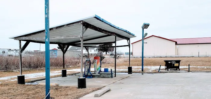 Brite Shine Car Wash Picture 2