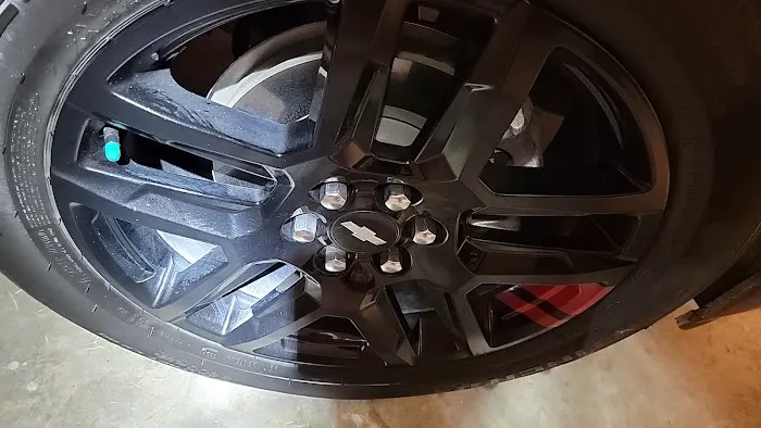 GO Car Wash Picture 4