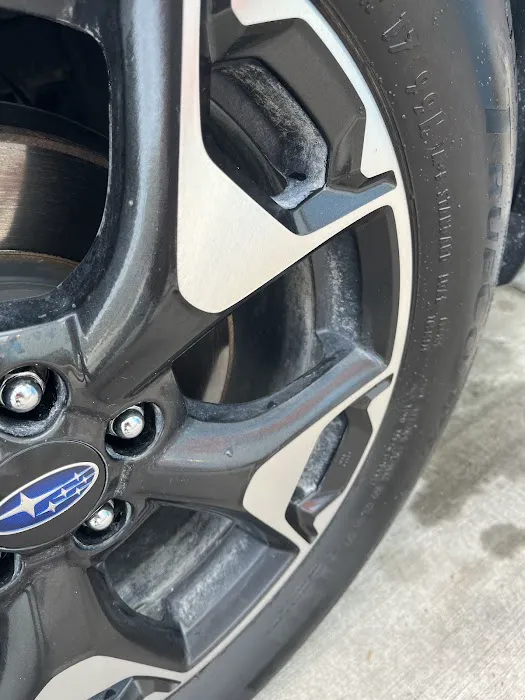 GO Car Wash Picture 1