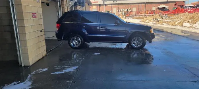 PRO CAR WASH PLATTE CITY Picture 8