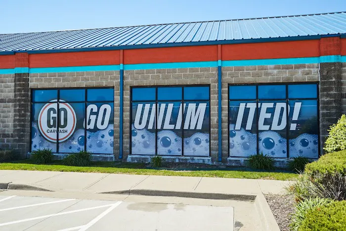 GO Car Wash Picture 8