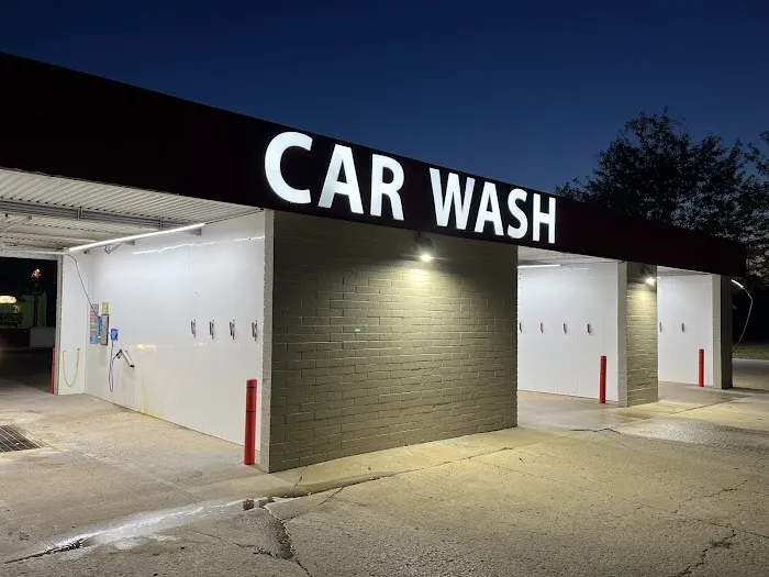 The Springs Car Wash Picture 2