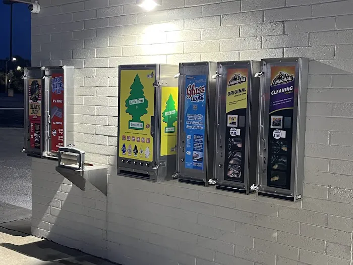 The Springs Car Wash Picture 5