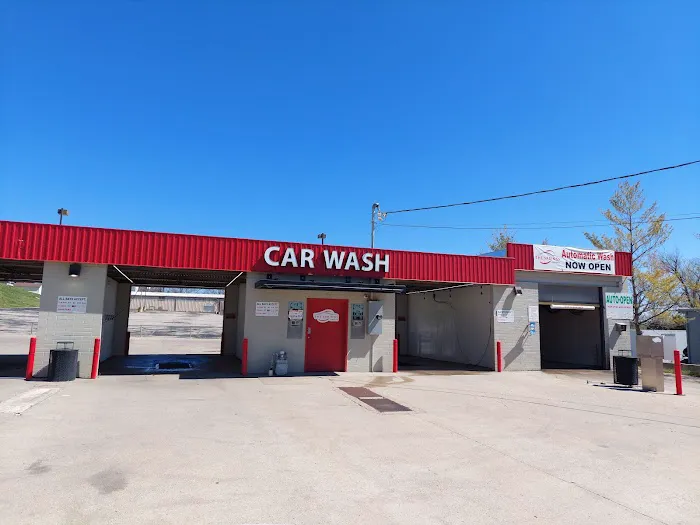 The Springs Car Wash Picture 3