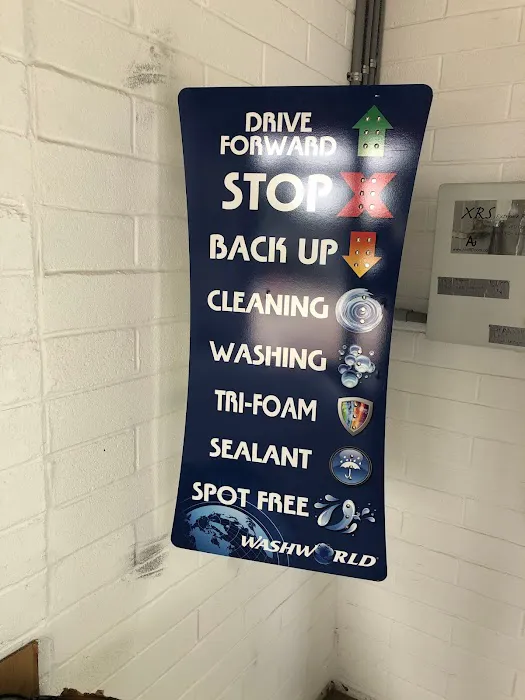 The Springs Car Wash Picture 9