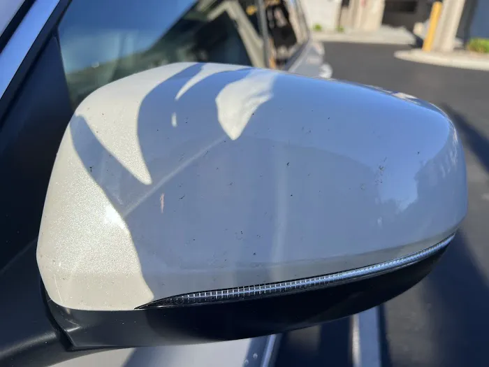 GO Car Wash Picture 7