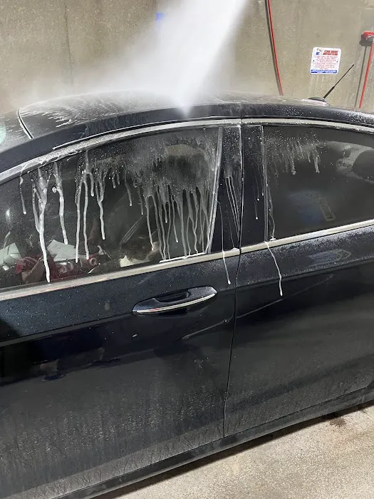 Dr. Spotless Car Wash Picture 5