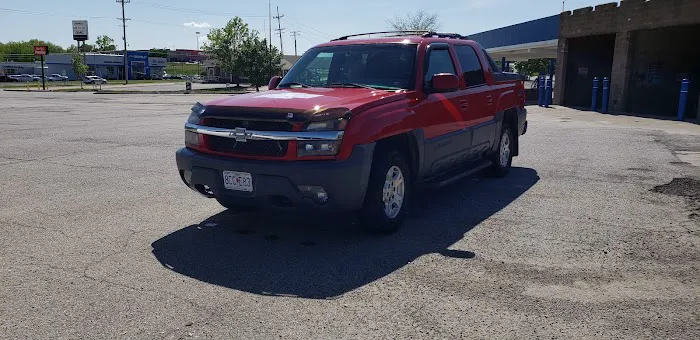 Dr. Spotless Car Wash Picture 4